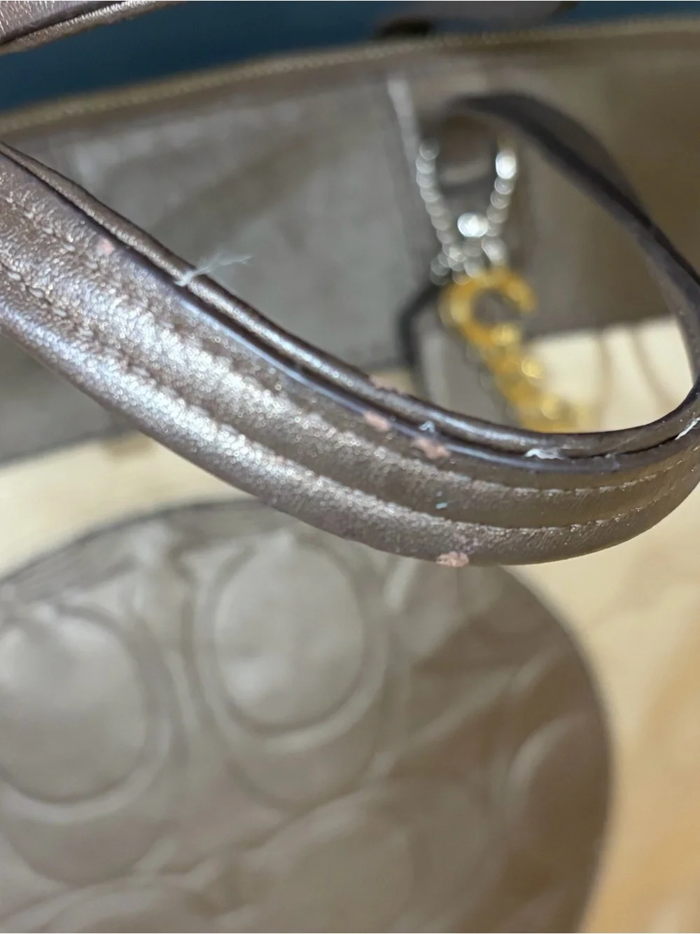 Coach Laura Signature Logo Tote Bag Purse Brown Khaki Zip Closure